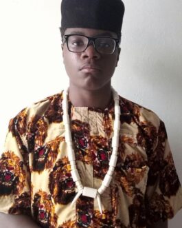 Black round chieftanicy hat