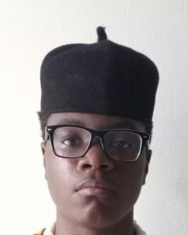 Black round chieftanicy hat